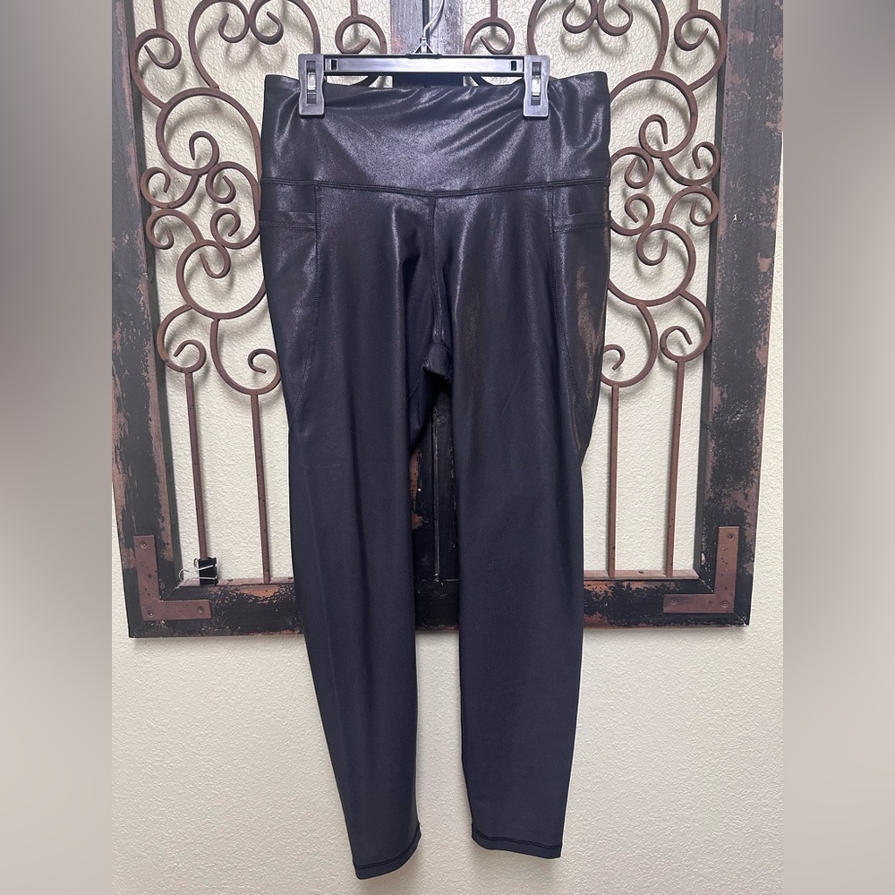 Old Navy Active Powersoft go dry Metallic Black High-Rise Leggings